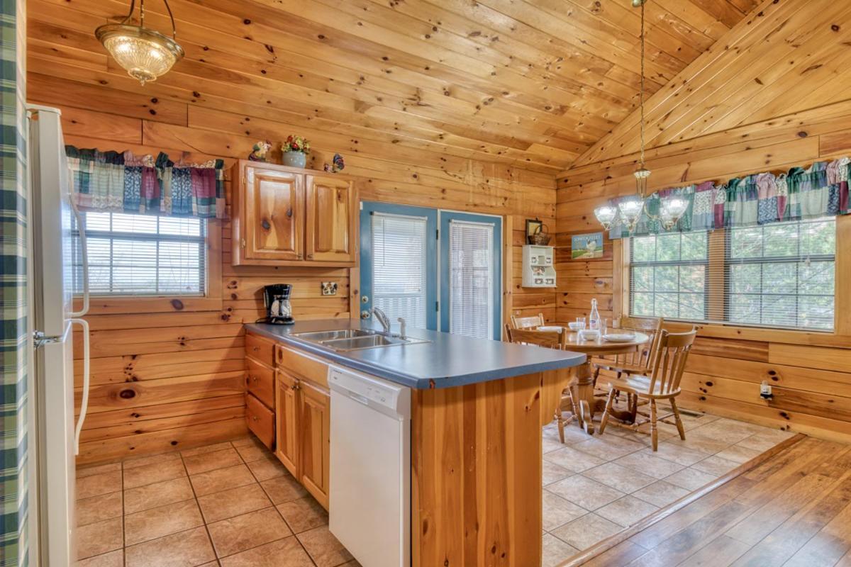 A Hen House Villa Pigeon Forge Exterior photo